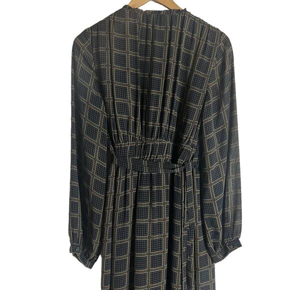 dRA Cicero Navy Blue Check Geo Print Long Sleeve Wrap Midi Dress Size Medium - Picture 10 of 14